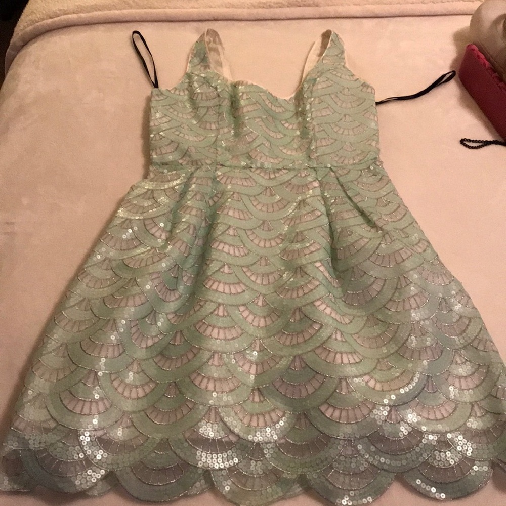 Bebe Dress